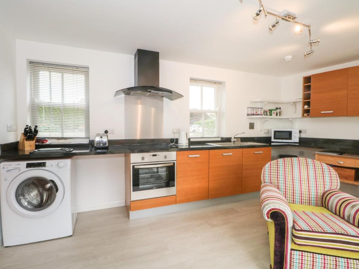 The Lodge At Cross Cottage Wrexham Extérieur photo